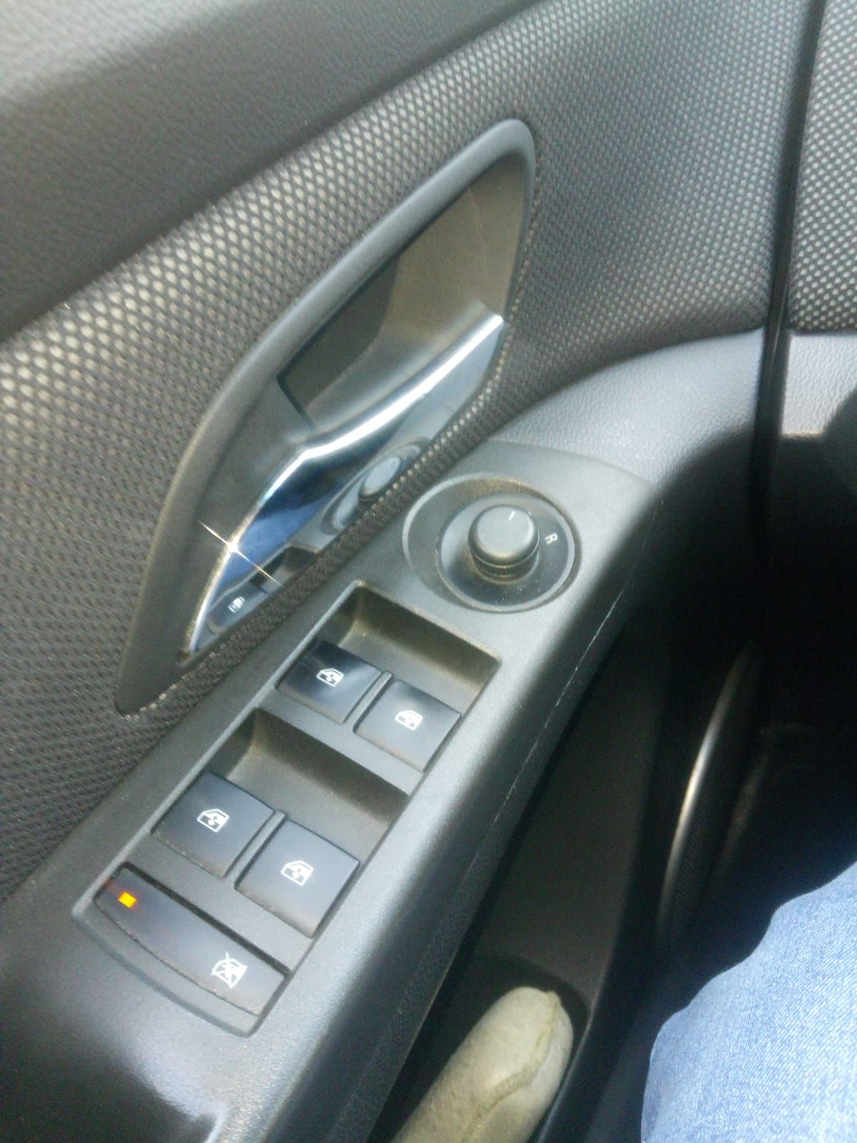 Chevrolet Cruze Swisorent interior